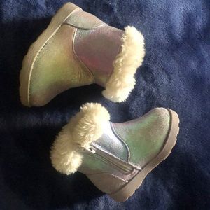 Cat & Jack toddler size 4 purple/sparkle low boots